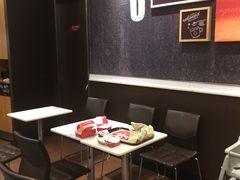 卡座-肯德基(大兴火车站店)