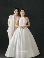 -纪梵希旅拍婚纱摄影(大连总店)