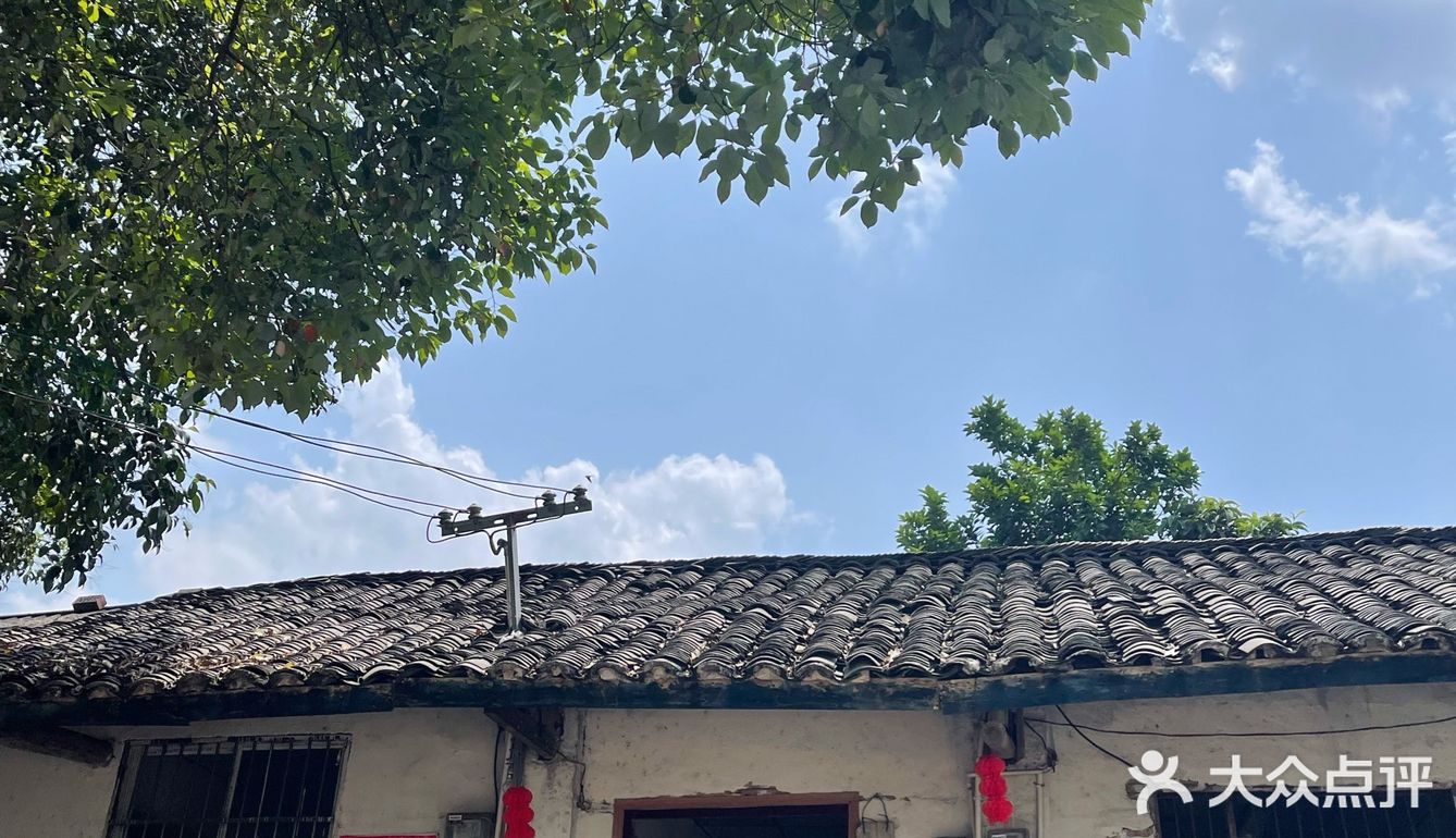 在成都双流有家最破的网红馆子