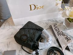 -Dior迪奥(上海世茂广场店)