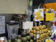 -每日新鲜水果吧(芮欧百货店)