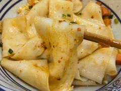 -陇上秦轩西安biangbiang面(朝龙汇店)