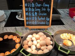 -深圳国际会展中心希尔顿酒店(前海华发冰雪世界店)