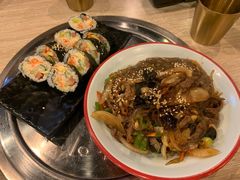 金枪鱼寿司-郑阿姨的家·이모네·韩料&烤肉(武川路店)