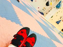 -锐菲特游泳体育健身中心(滨江店)