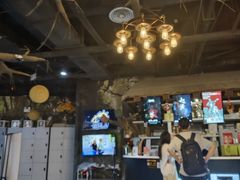 -暴风岛沉浸式体验馆(百联世纪店)
