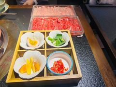 -菌自由丨野生菌火锅特色庭院餐厅(丽江古城店)