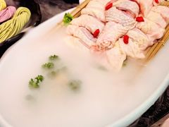 -得意咚瓜·顺德鱼生·冬瓜火锅(深圳首店)