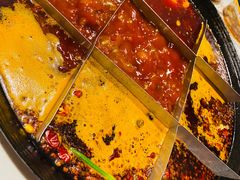 -岗上渣渣老火锅(两路口店)