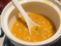 -阿瓦山寨·湘菜现炒·剁椒鱼头王(咸阳总店)