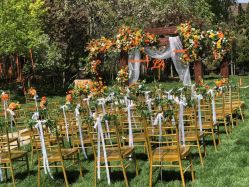 -花轿喜屋婚礼策划