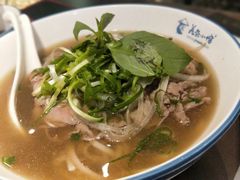 -美奈小馆·越南料理(中航城君尚购物中心店)