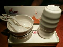 餐具摆设-多嘴超级肉蟹煲(杉杉国潮主题店)