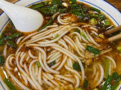 -杜袁氏贵州农家羊肉粉(爱融荟城店)