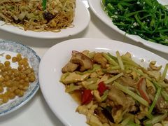 -鑫悦楼煎蟹·16年海鲜大排档