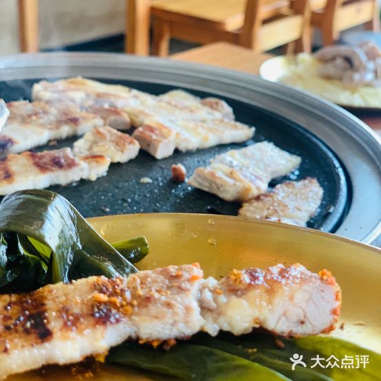 永灿吖韩国烤肉(华南广场店)