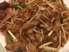 干炒牛河-半岛海鲜酒家