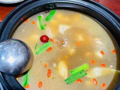 -菌之家·专业纯野生菌火锅·特色炒菌