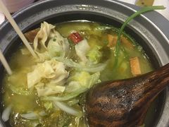 -周鱼小馆石锅酸菜鱼(活力汇店)