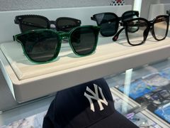 -潘多拉眼镜·蔡司依视路明月(潘家园店)