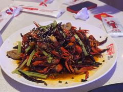 -红盔侠小龙虾(海宁银泰店)