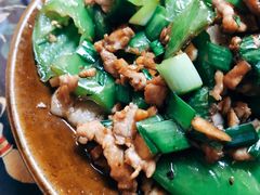 苗家小炒肉-苗湘食府(十年店)