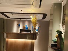 -浅深(世茂滨江精品店)