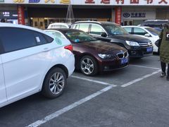 -第5大道精品休闲购物广场
