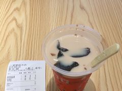 -八婆婆烧仙草(曾厝垵店)