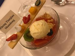 餐前面包-上海和平饭店华懋阁 Cathay Room