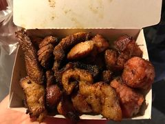 -原住民美食石板烤肉山猪肉