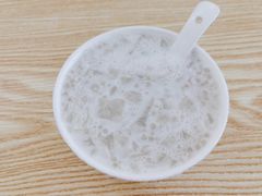 九毛膏拼西米露-翁林甜品