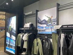 -迪桑特DESCENTE(青岛山东路万象城店)