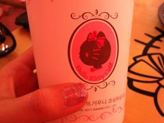 -Hello Kitty Cafe(弘大店)