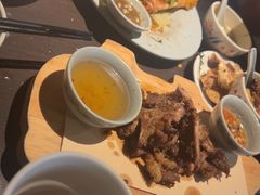 -大头虾越式风味餐厅(光明广场店)