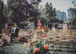 -Lisamoon礼慕纱婚纱礼服高级定制