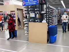 -迪卡侬(西三旗店)