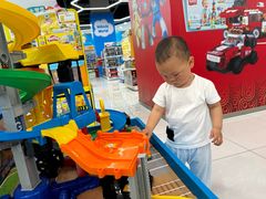 -TOYSRUS玩具反斗城(成都环球中心店)