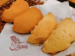 劳顶笨（ROTTI BUN)-劳顶笨咖啡(西塔店)