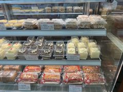 -红宝石·鲜奶小方·海派西点房(南丹店)