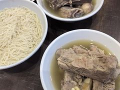 -松發肉骨茶(牛车水店)