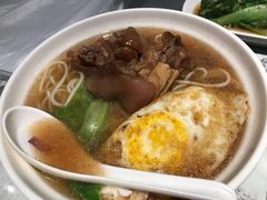 -大食代美食广场(上海中心店)