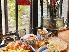 -西关84·History·Art·Cafe