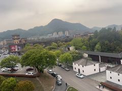 -铂逸梦秦酒店(横店梦幻谷店)