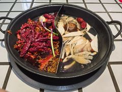 -贰回巷火锅馆(钟楼店)