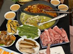 -灶知轩湘西石锅鱼(万佳广场店)
