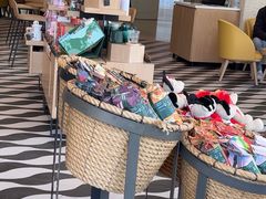 -星巴克臻选(莘庄仲盛店)