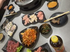 -啊美丽炭火烤肉(滑翔一店)