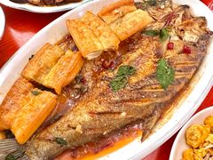 -丹水桥地锅鱼·翘嘴鲌·地方特色全鱼宴(丹江口大坝店)