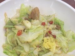 -湖南人家湘菜馆(镇江路店)